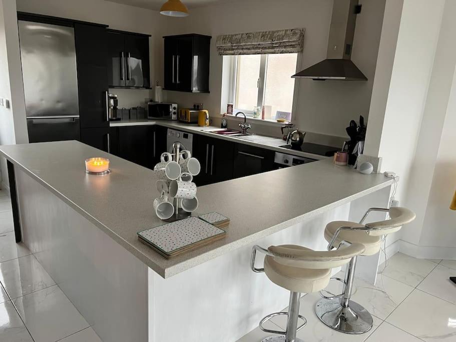 Beach House Donegal Town Екстериор снимка